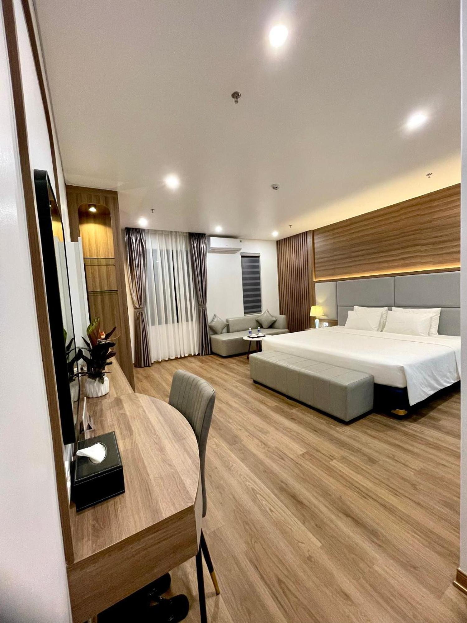 Central Halong Hotel Халонг Екстер'єр фото