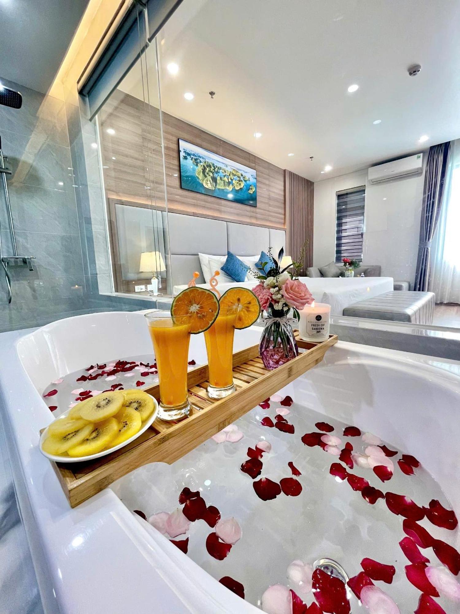 Central Halong Hotel Халонг Екстер'єр фото